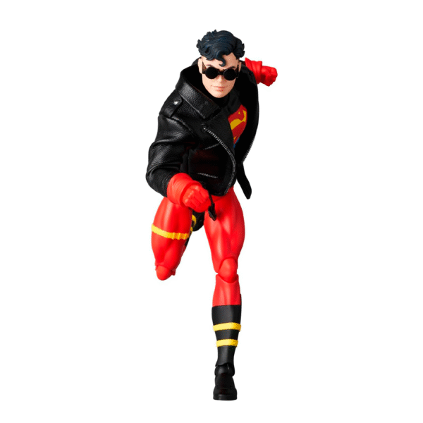 MAFEX The Return of Superman Superboy - Imagen 5